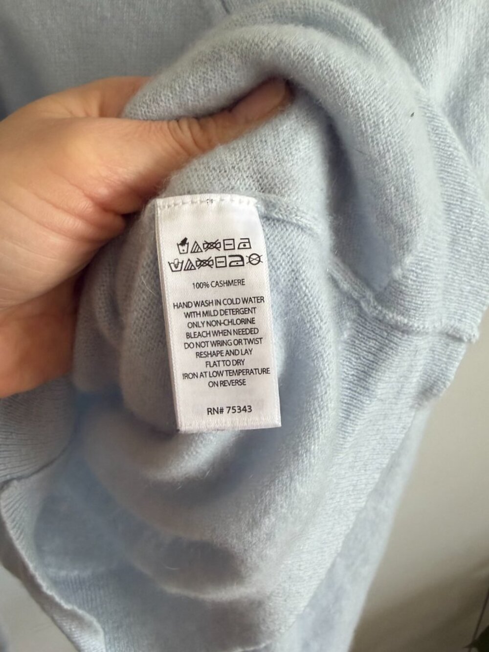 Joie 100% Cashmere Cardigan Light Blue Soft Luxury Sweater S - Picture 3 of 4